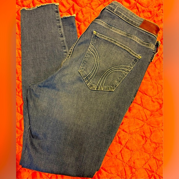 ❤️HOLLISTER WOMENS CA CURVY HIGH-RISE SUPER SKINNY❤️❤️SIZE W32 L29❤️❤️ - Picture 2 of 6